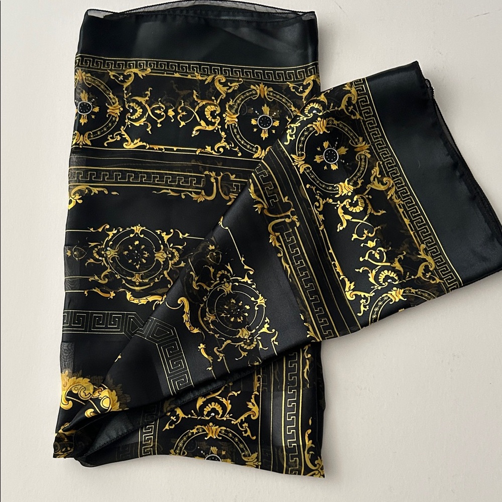 Chic Black and Gold Patterned Scarf - Picture 4 of 4